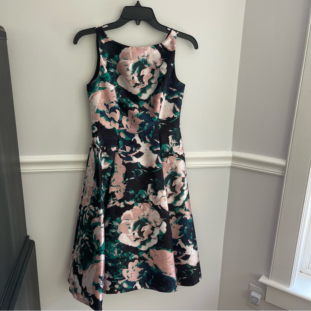 Adrianna Papel dress, size 0P, perfect wedding guest dress, black, light pink